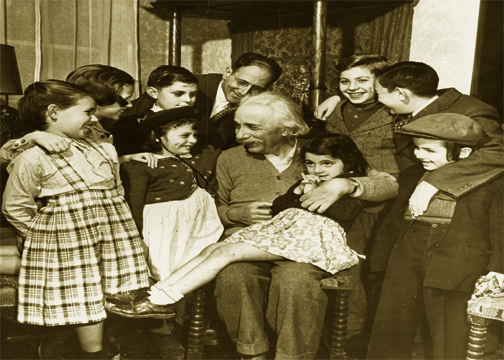 Albert Einstein: A Complete Biography
